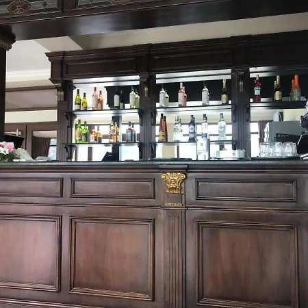 Pensiunea Alex & Restaurant Guest house Eselnita